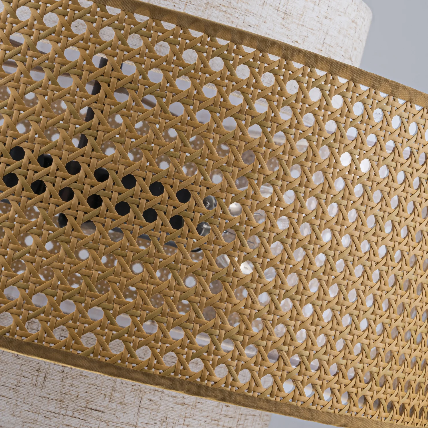 Подвесные люстры Favourite 4768-3P Organicum