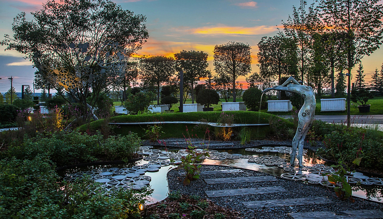 Мы открыли зону уличного освещения в Imperial Garden!