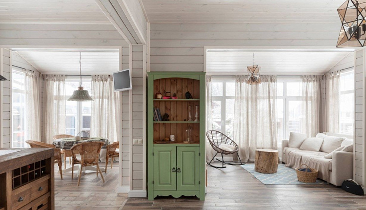 Светильники Favourite в частном проекте на Сиреневой улице  Светильники Favourite в частном проекте на Сиреневой улице