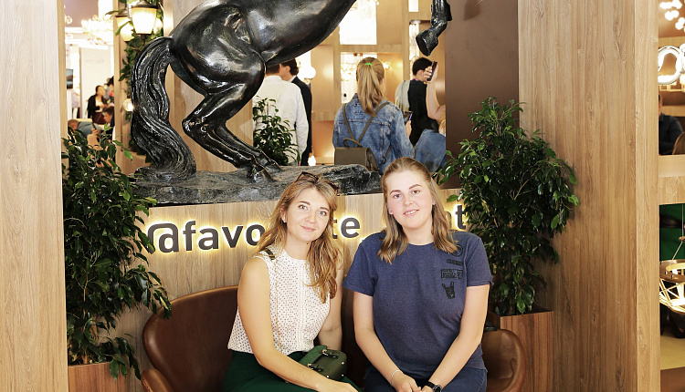 Интерлайт 2019. Фотозона Favourite. Гости